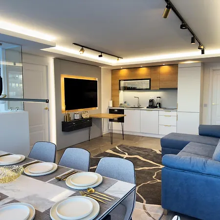 Terra Luxury Seafront Coblanca 8 *