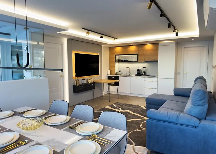 Terra Luxury Seafront Coblanca 8 *
